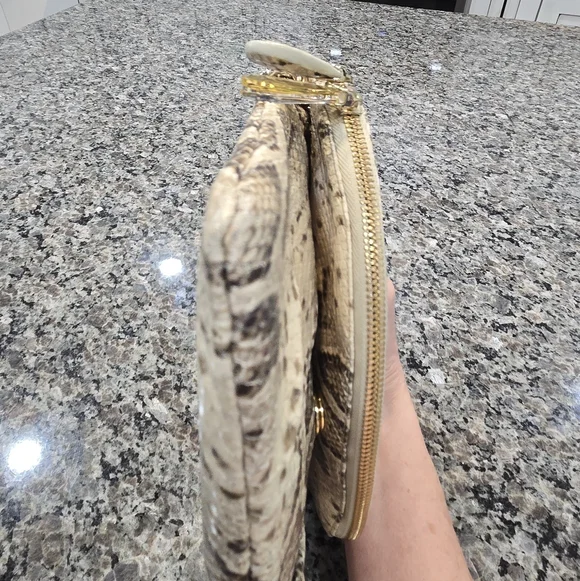 Henri Bendel Beige Snake-Print Chain Crossbody Bag Clutch - Picture 8 of 16